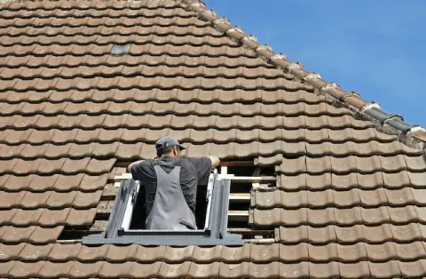 Pose de velux - Sainte-Consorce